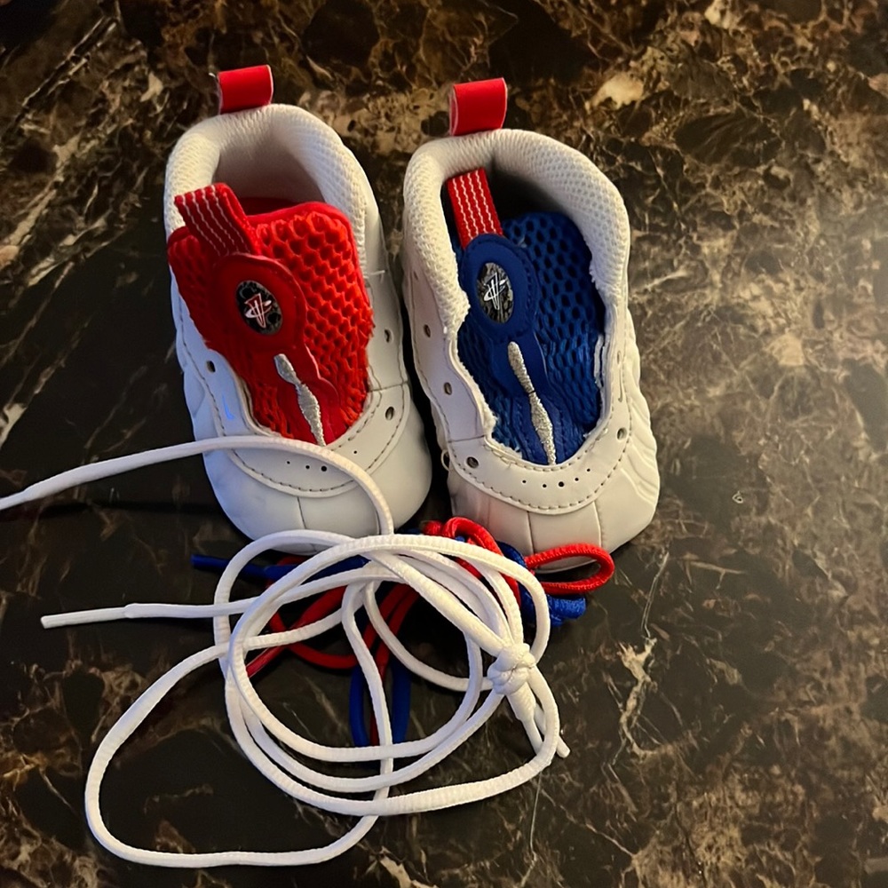 Metallic Silver/University Red/Game Royal foam posite